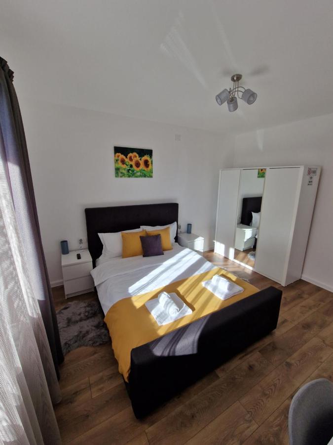 Vic Apartament Drobeta Turnu Severin Extérieur photo